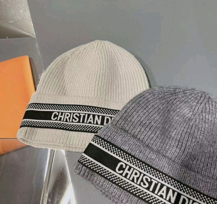 DIOR Elegancka damska czapka ostatnie sztuki polecam