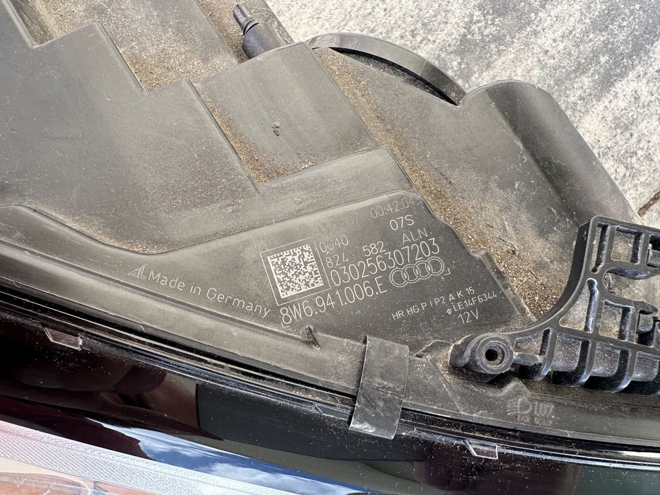 Lampa przednia prawa kompletna AUDI A5 XENON USA 8W 8W6  941  006E