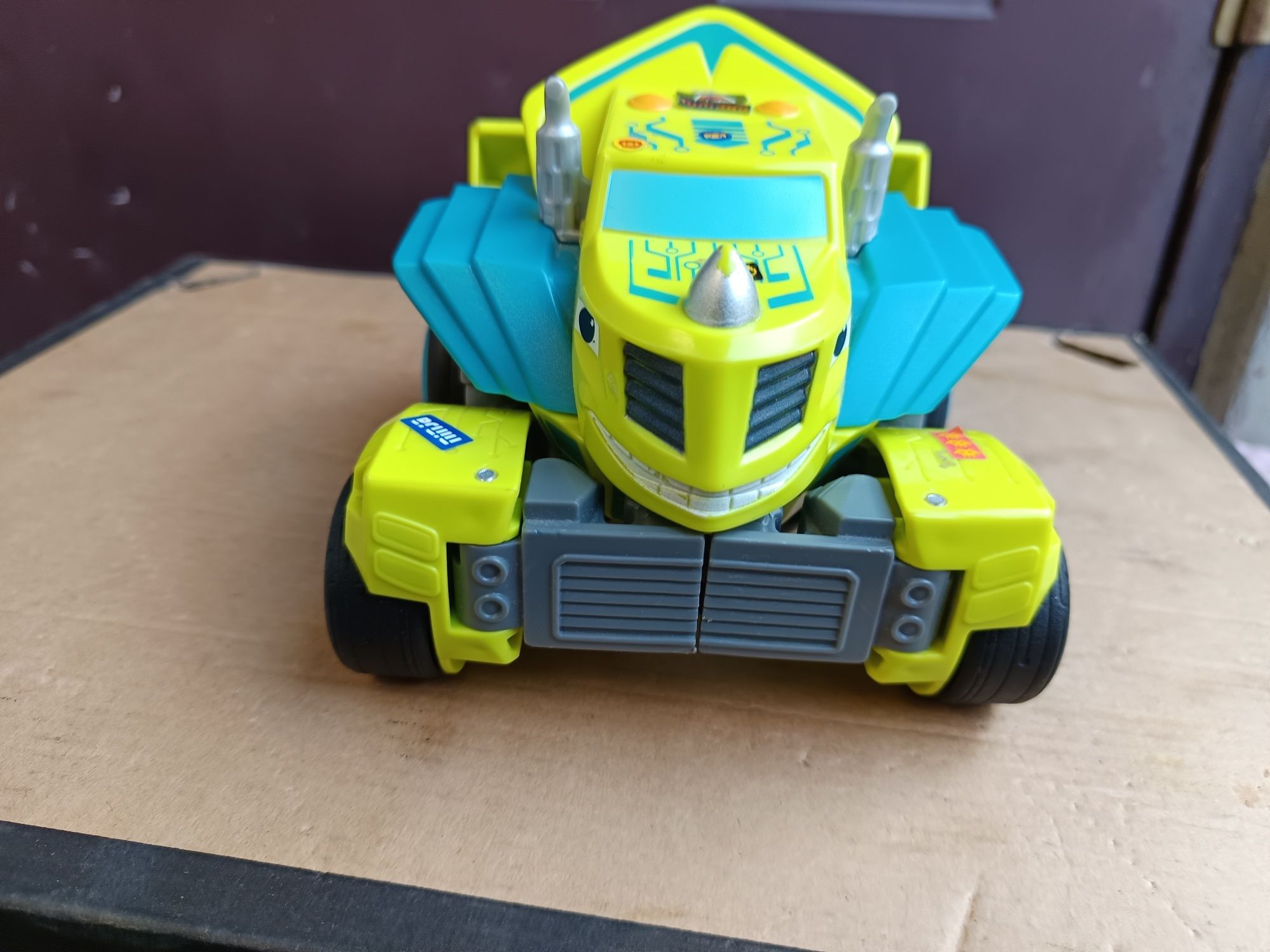 BLAZE FTB94 Mega Maszyny  Pojazd Robot 2 w 1 ZEG