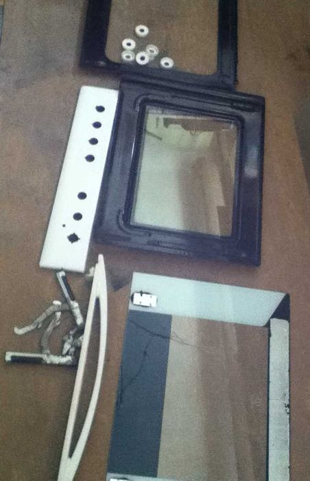 INDESIT-  Szyby, Drzwiczki Do Piekarnika, Panel Przedni + To co na zdj