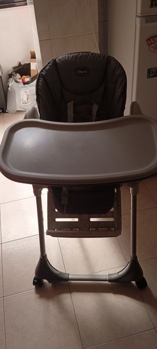 Cadeira de criança para refeição e outros