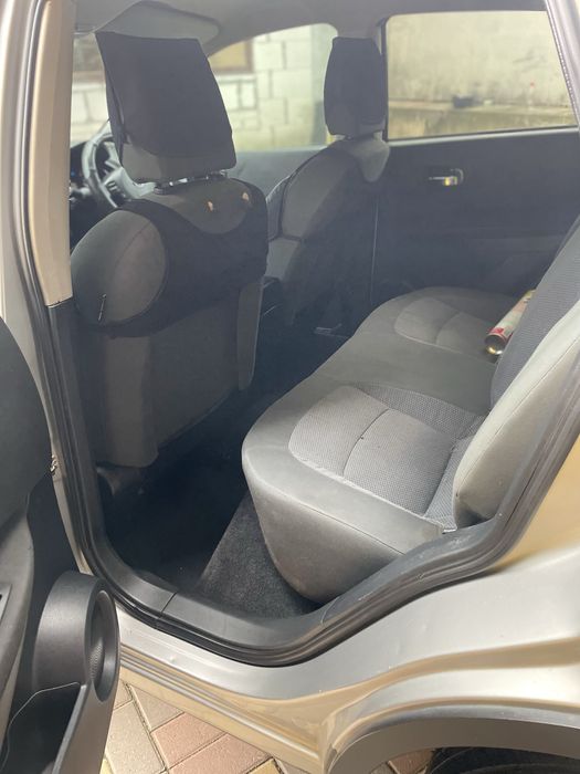 Продам нісан кашкай  гарний стан дизель