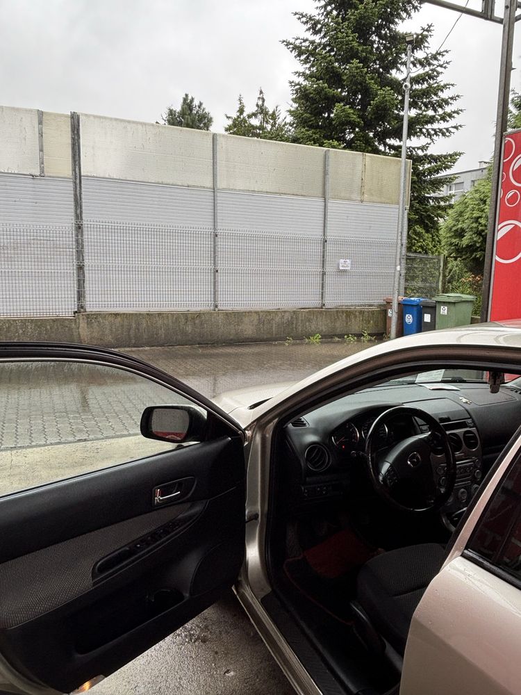 Mazda 6 • 2003 • 1.8 Benzyna • Klima • Hak