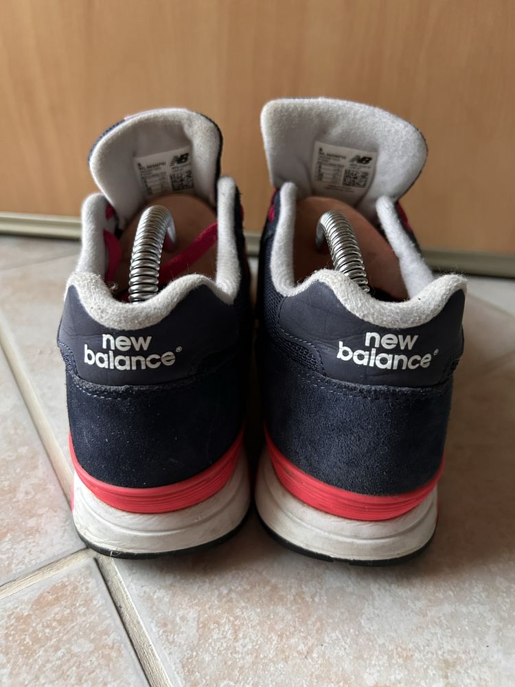 New Balance model 565