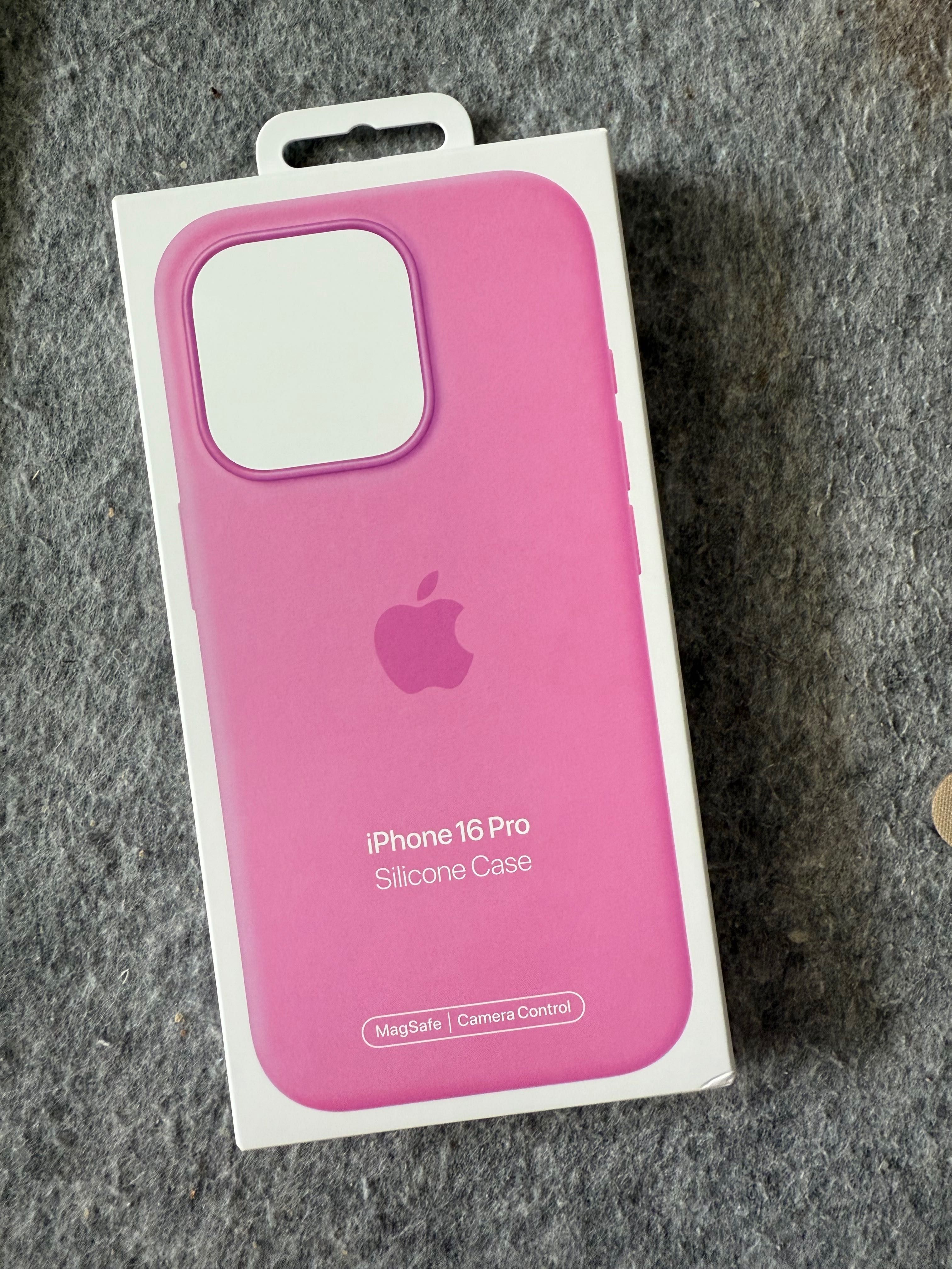 Capa PEONIA 16 Pro Max Nova