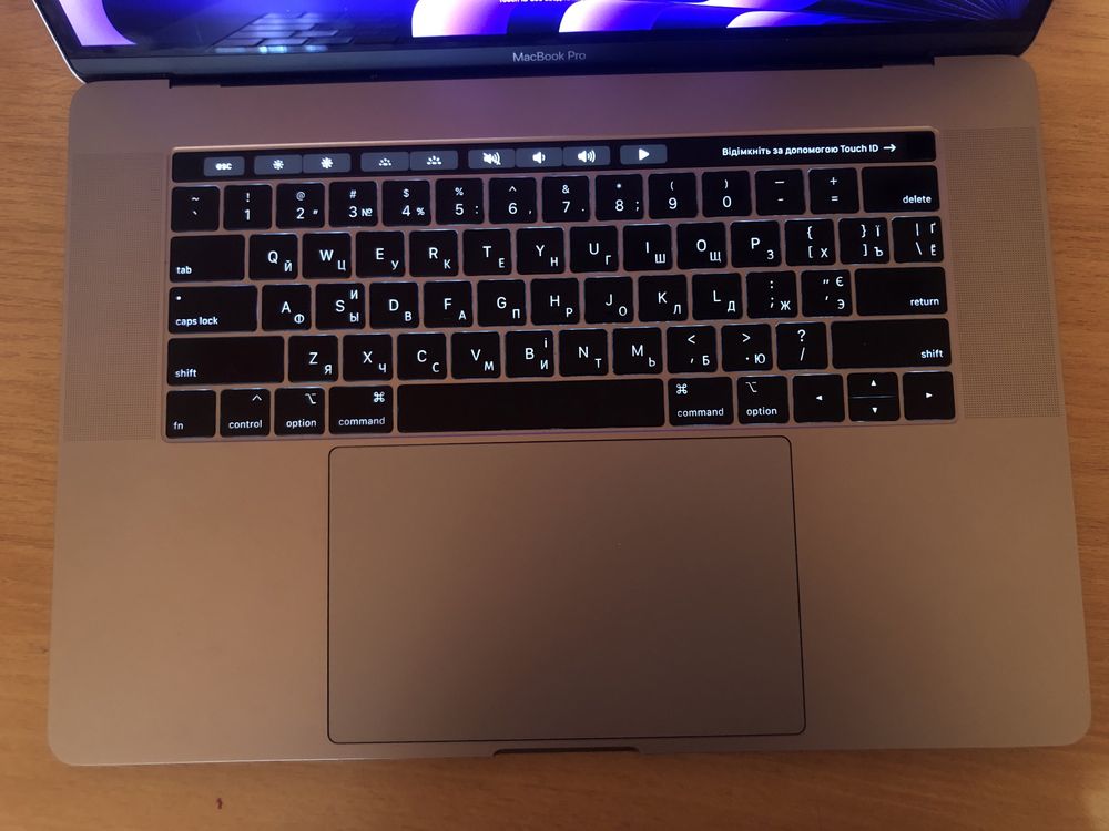 MacBook pro 15 i9 16/512гб