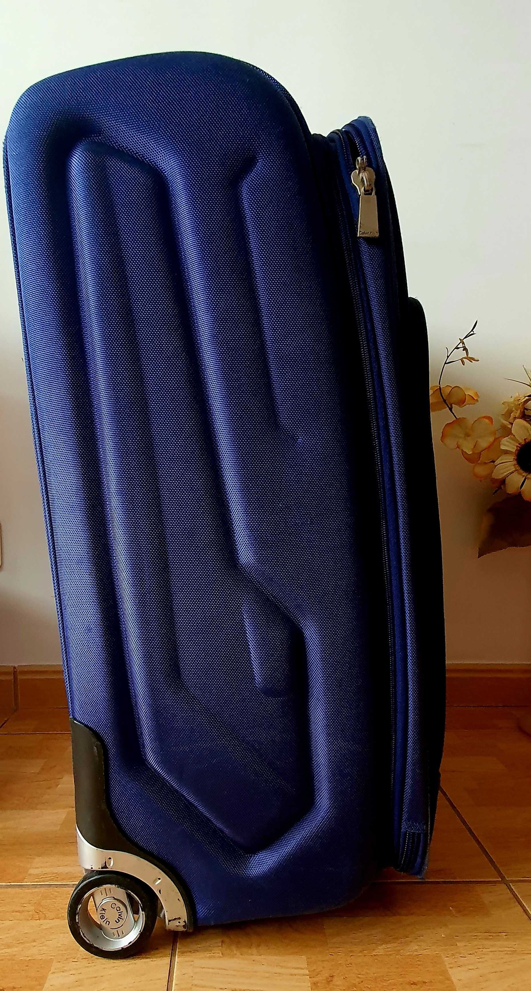Duża walizka Calvin Klein  na kółkach , duża walizka podróżna