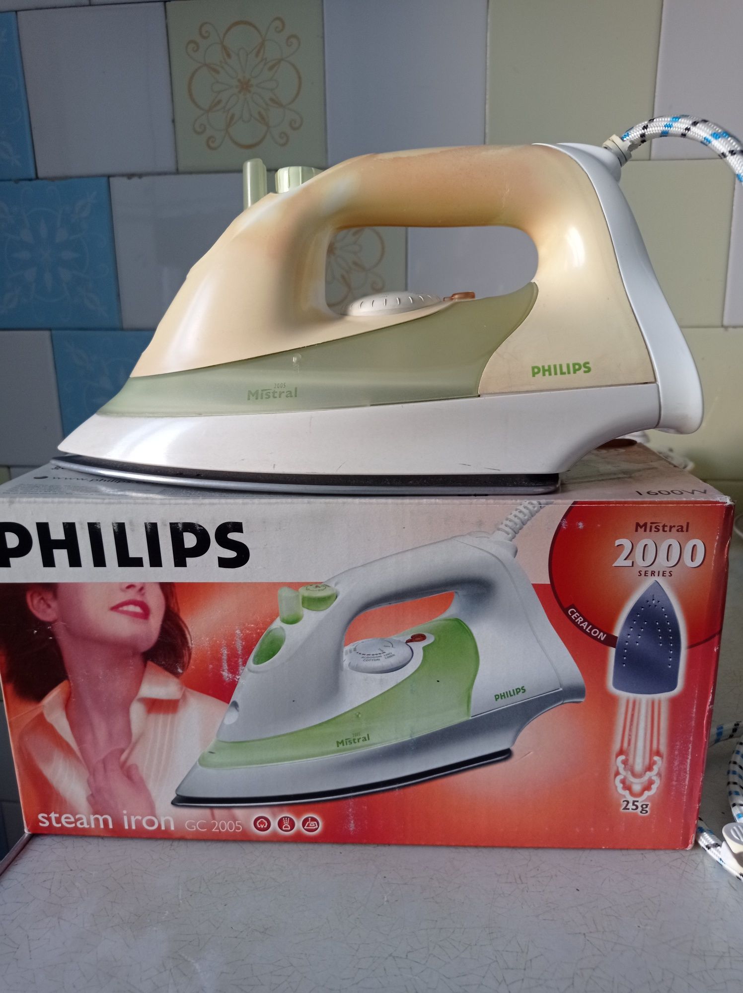 Продам утюг Philips gc 2005 б/у