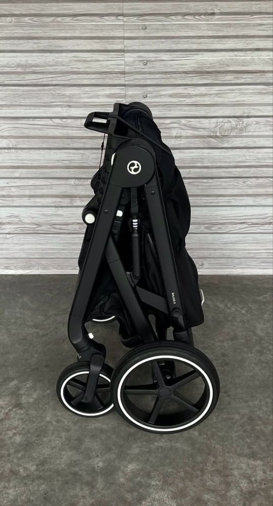 Візочок Cybex Balios S Lux 2023р Moon Black 2