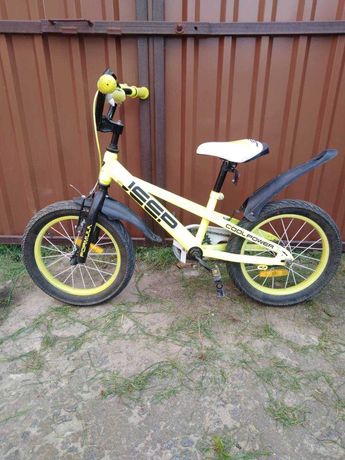 Продаем детский велосипед