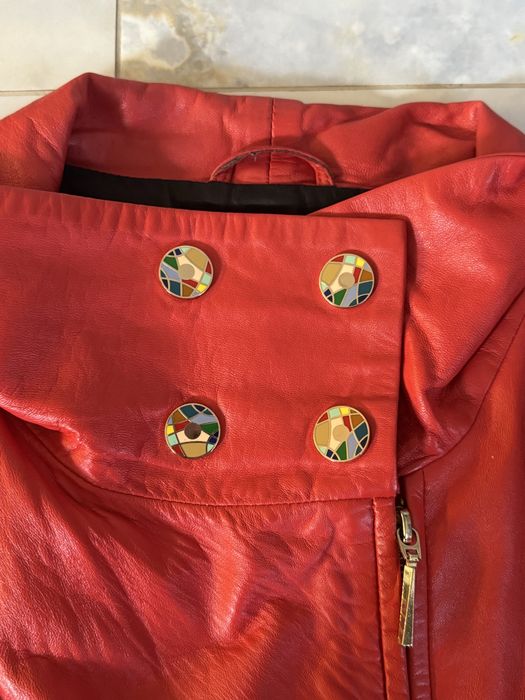 Шкіряний вкорочений жіночий жакет