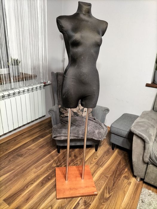 Manekin damski piana pur