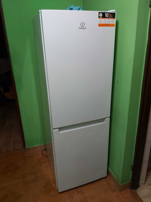 Lodówka INDESIT LI7 SN2E W 176.3cm Biała