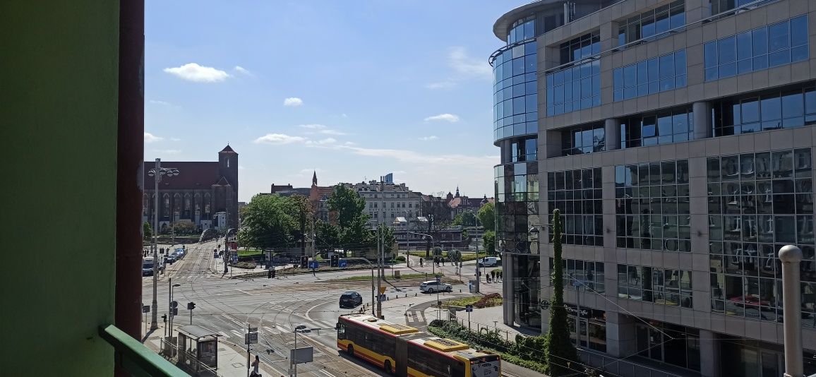 Mieszkanie 3 pokoje plac Bema duży balkon centrum