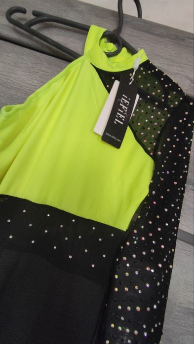 Продам комбинезон для гимнастики