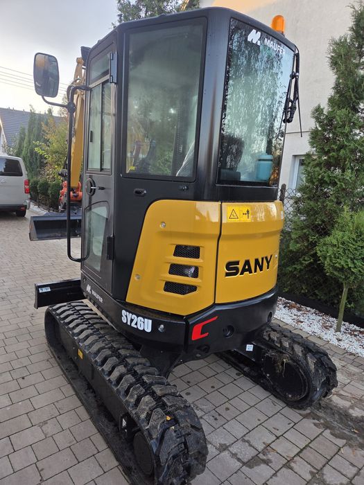 Wynajem minikoparki z operatorem lub bez