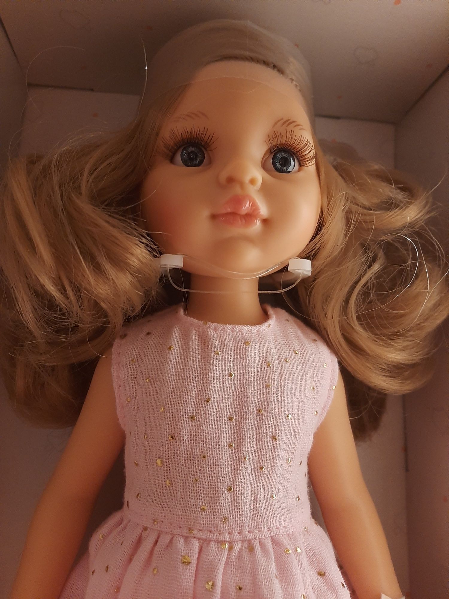 Lalka Paola Reina