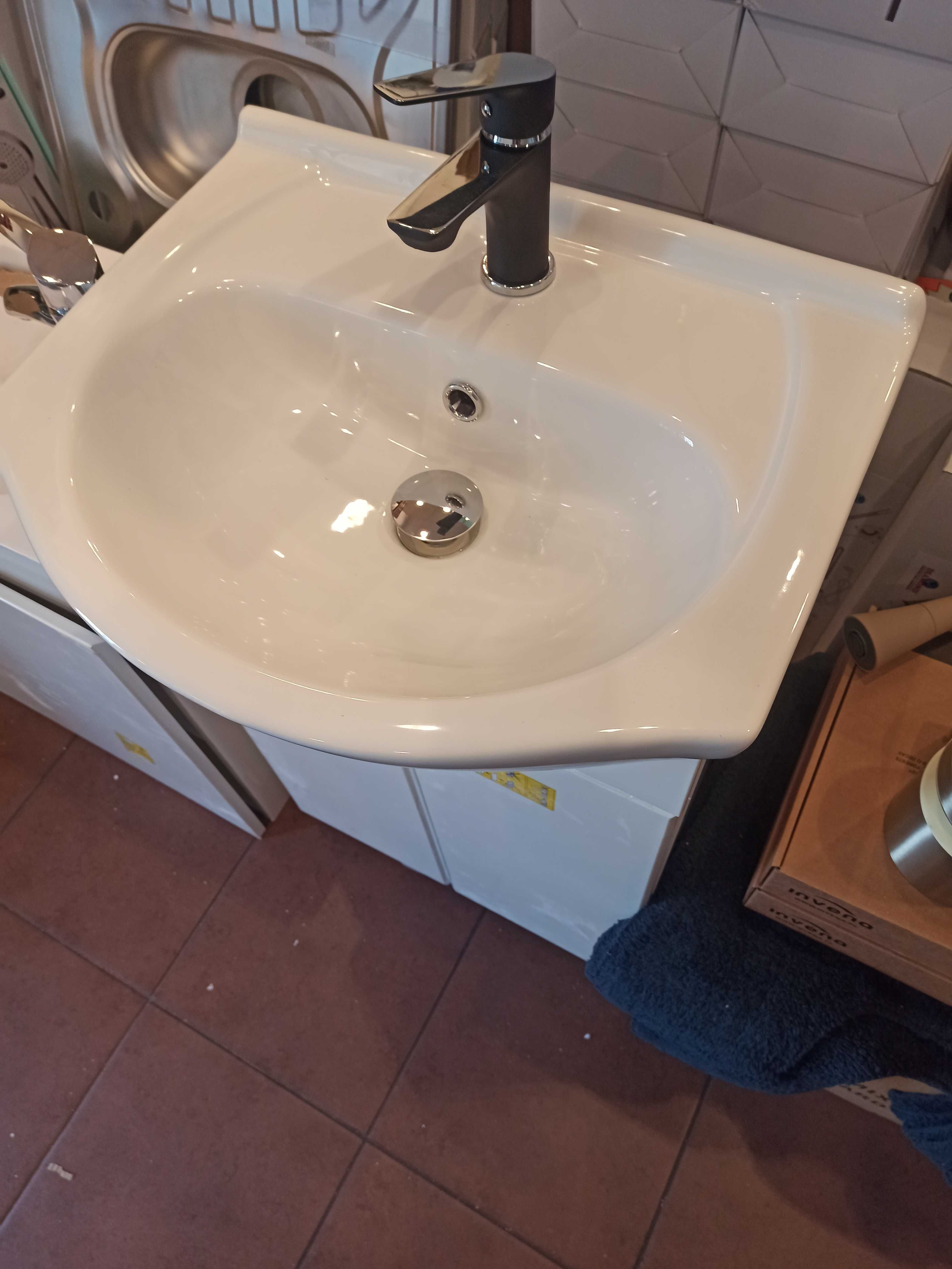 Szafka łazienkowa z umywalką 50 cm biała + bateria czarna + klik klak