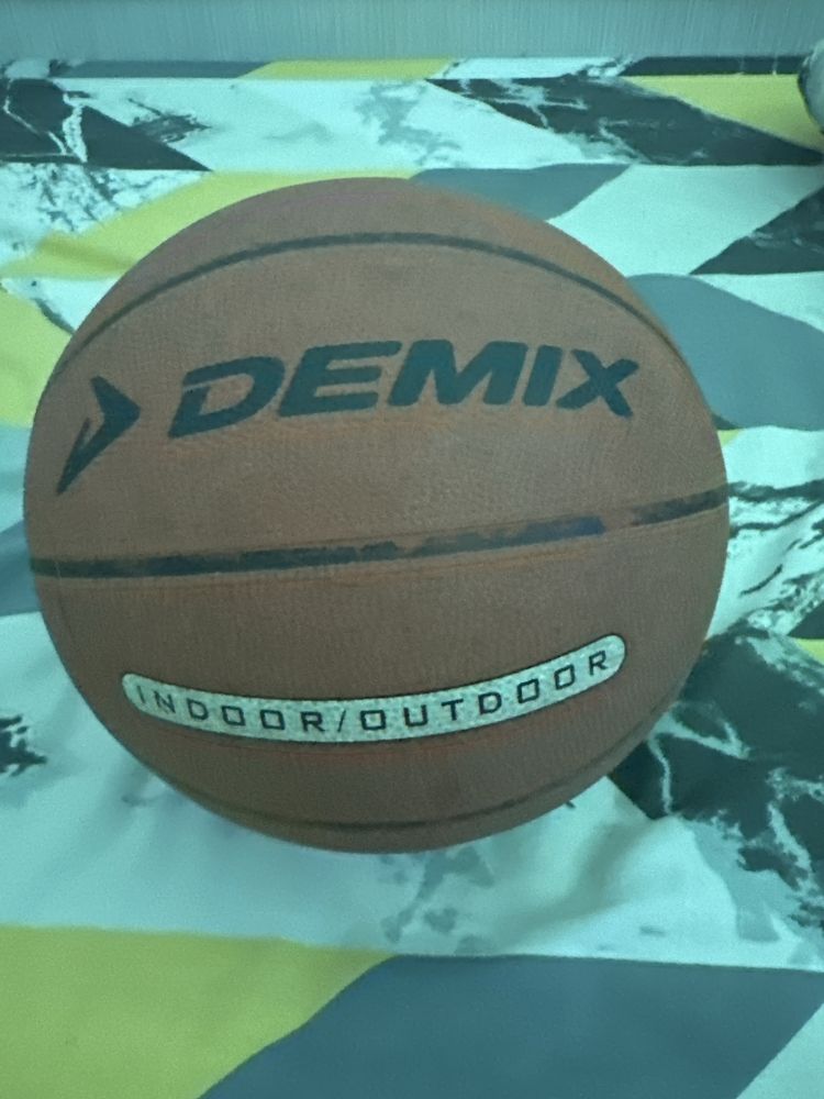 Баскетбольный мяч  Demix