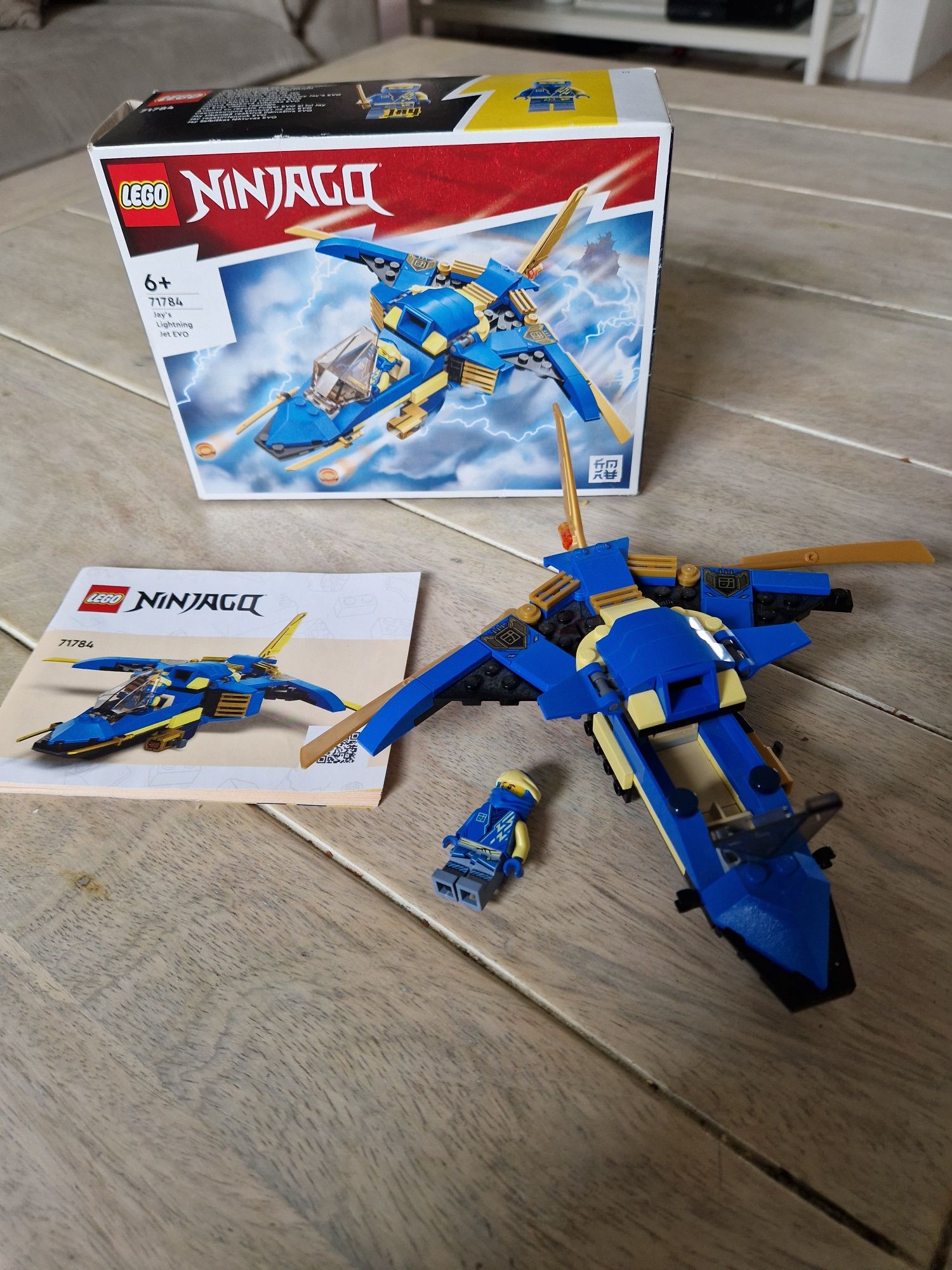 Zestaw Lego ninjago odrzutowiec 6+