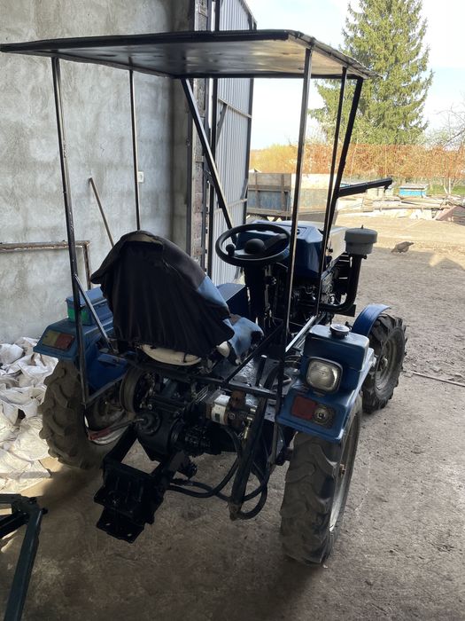 Мототрактор ДВ-180 18 кінських сил вживаний