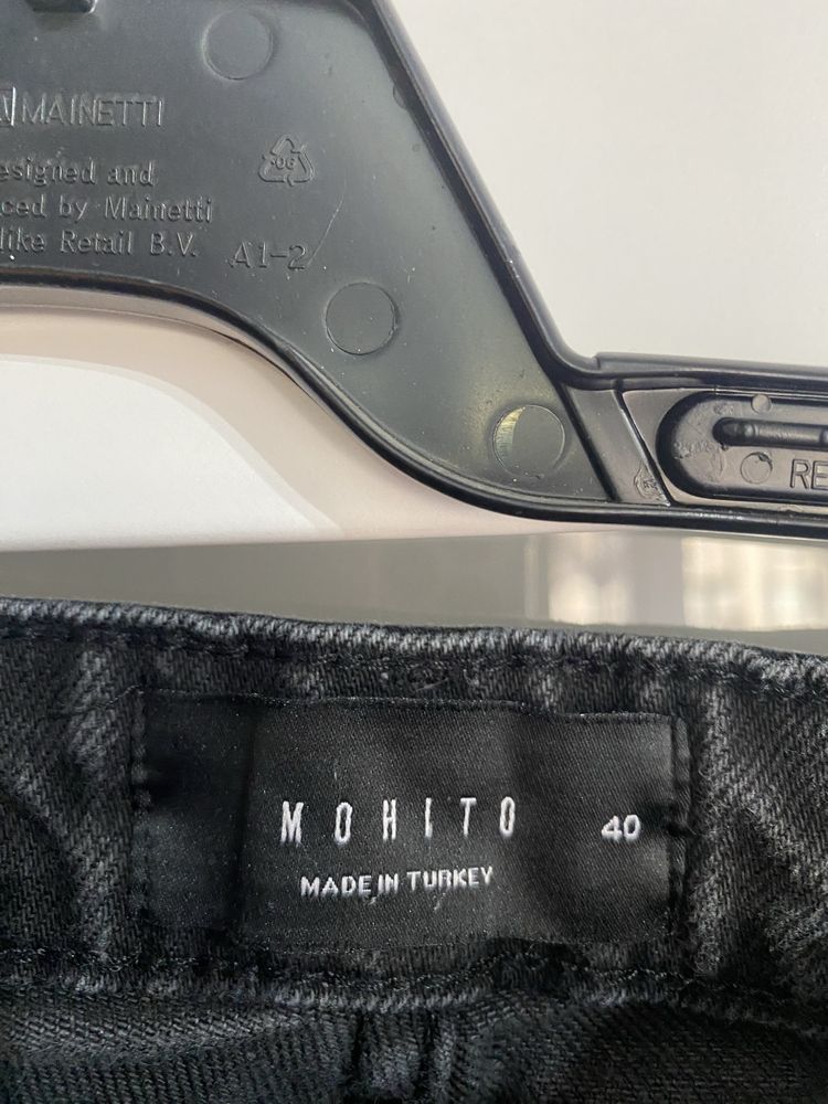 Spodnie jeans Mohito