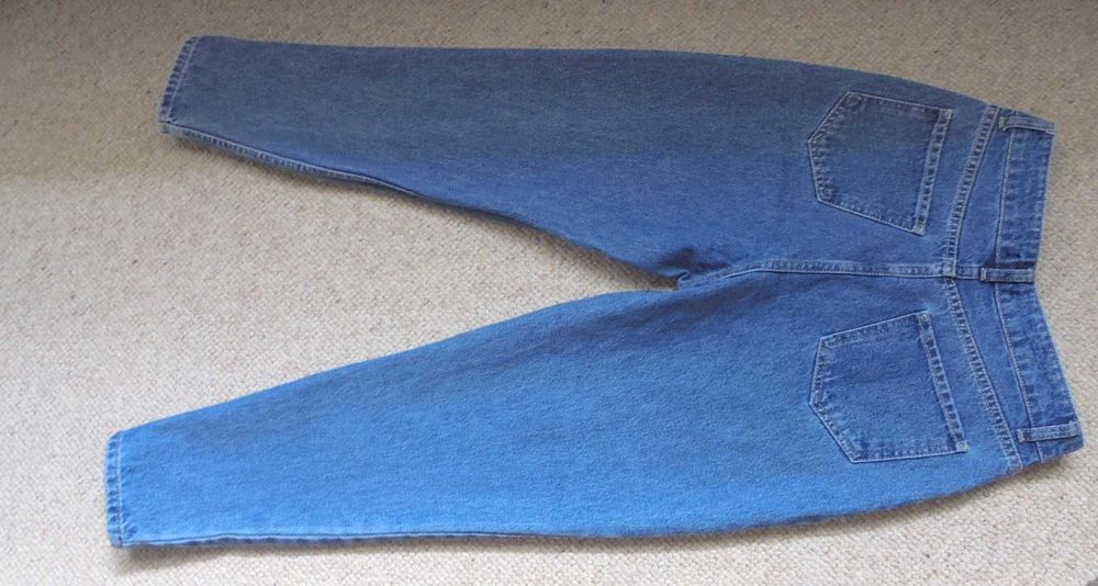 Spodnie jeansowe rozmiar 38 boohoo