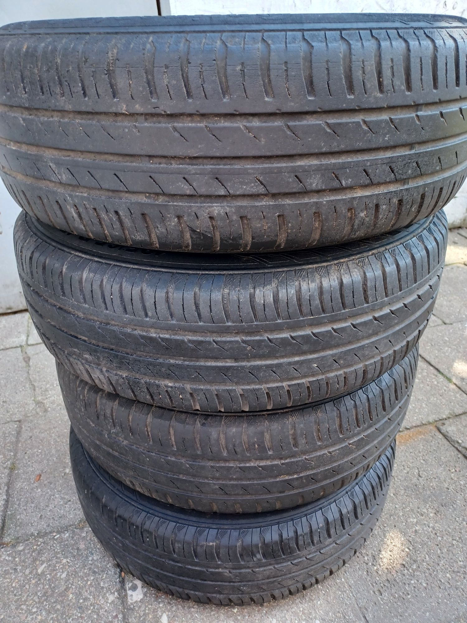 Opony Continental 185/65 R 15