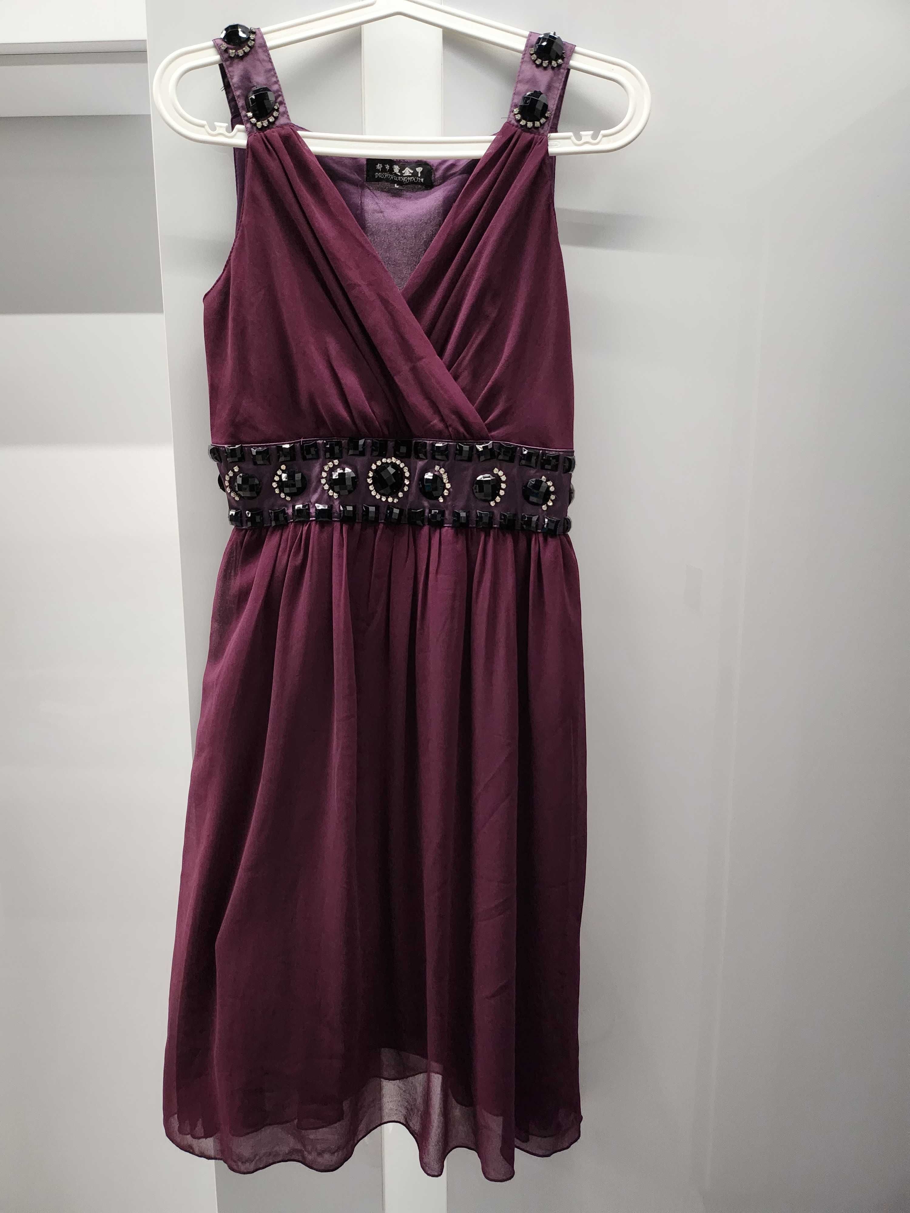 Sukienka szyfonowa koktailowa zdobiona kamieniami fioletowa r. M/L
