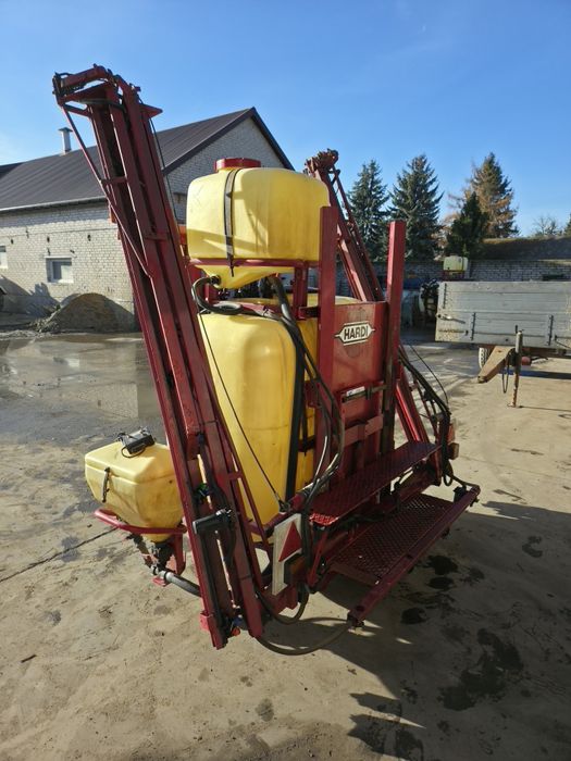 Opryskiwacz Hardi, Bargam