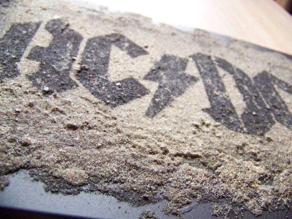 AC/DC Malowany ręcznie obraz na piaskowym tle