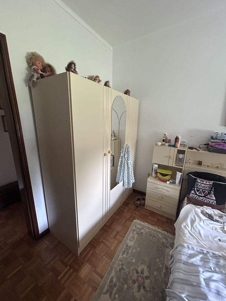 Quarto completo bege