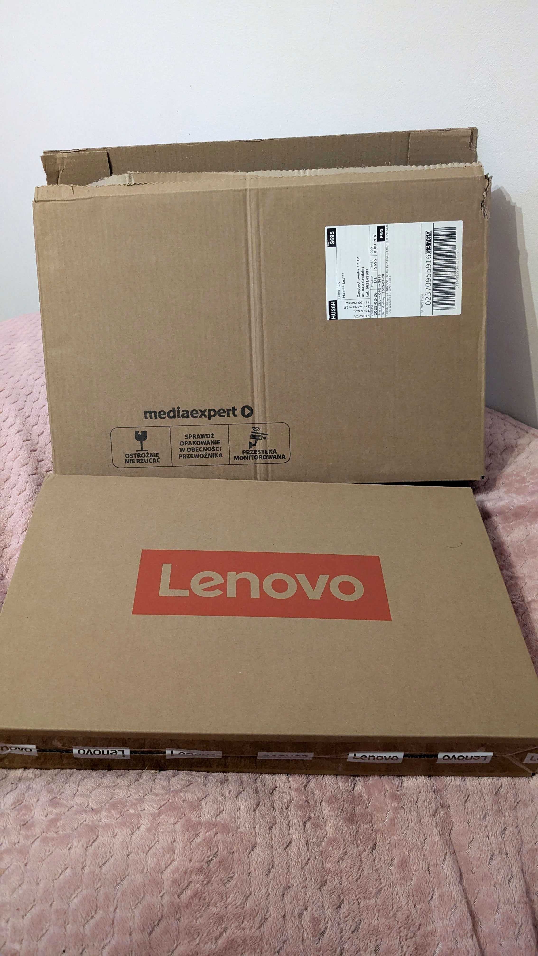 NOWY Laptop LENOVO V15 G5 IRL 15.6" Core i5  16GB RAM 512GB SSD Win11