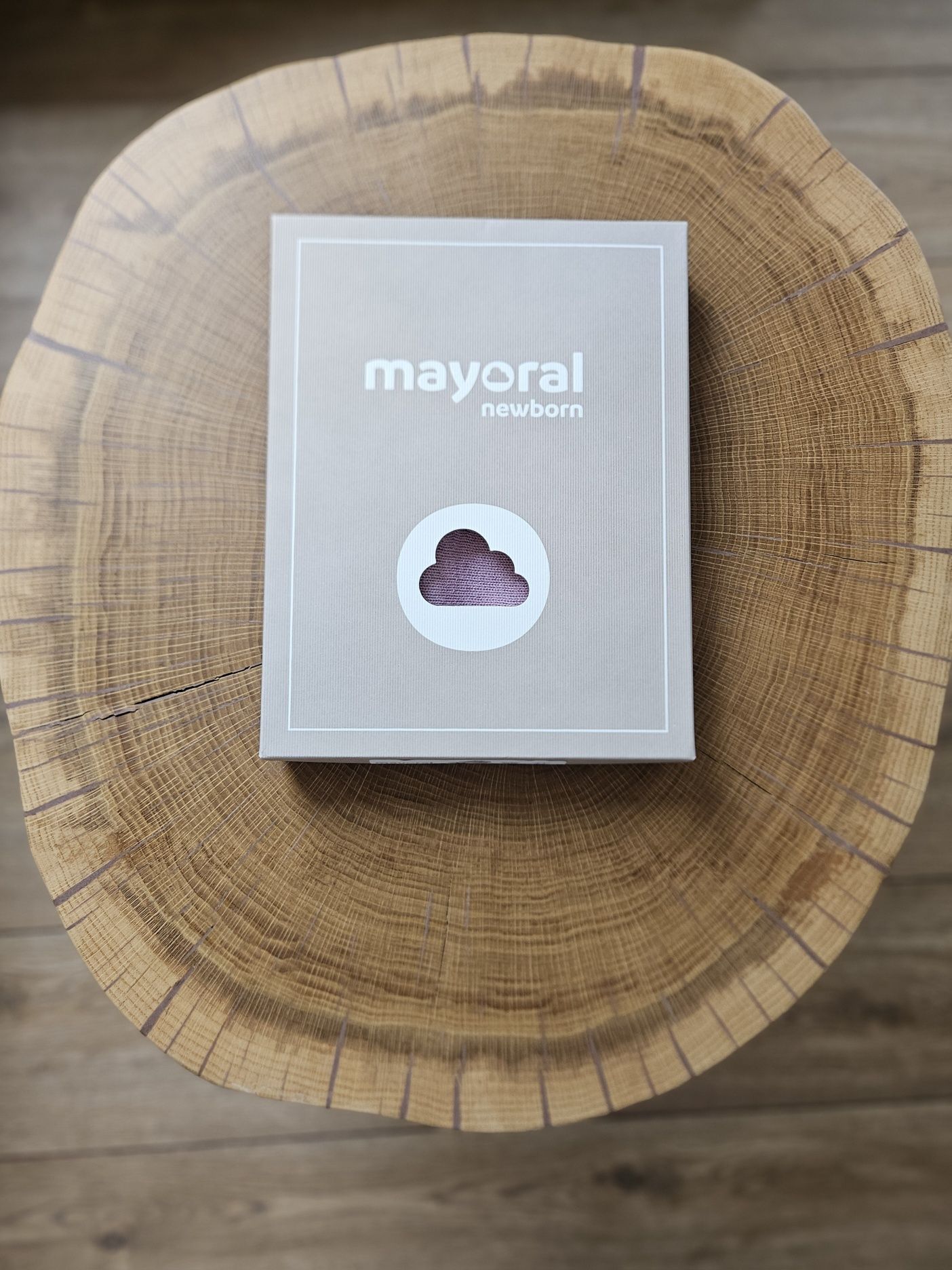 Wizytowy strój dla dziewczynki 3 części Mayoral Newborn 2-4 mies.