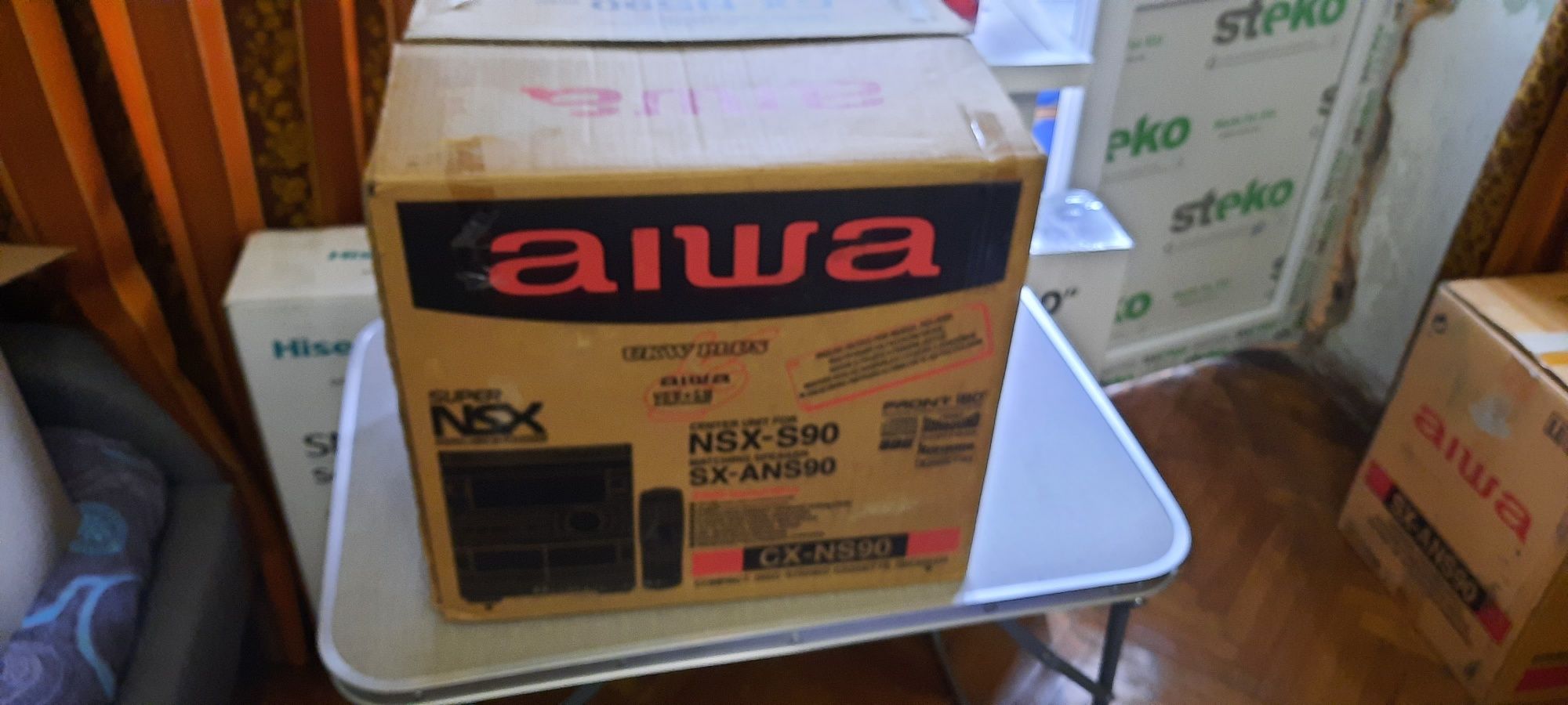 Музичний центр Aiwa NSX-S 90.