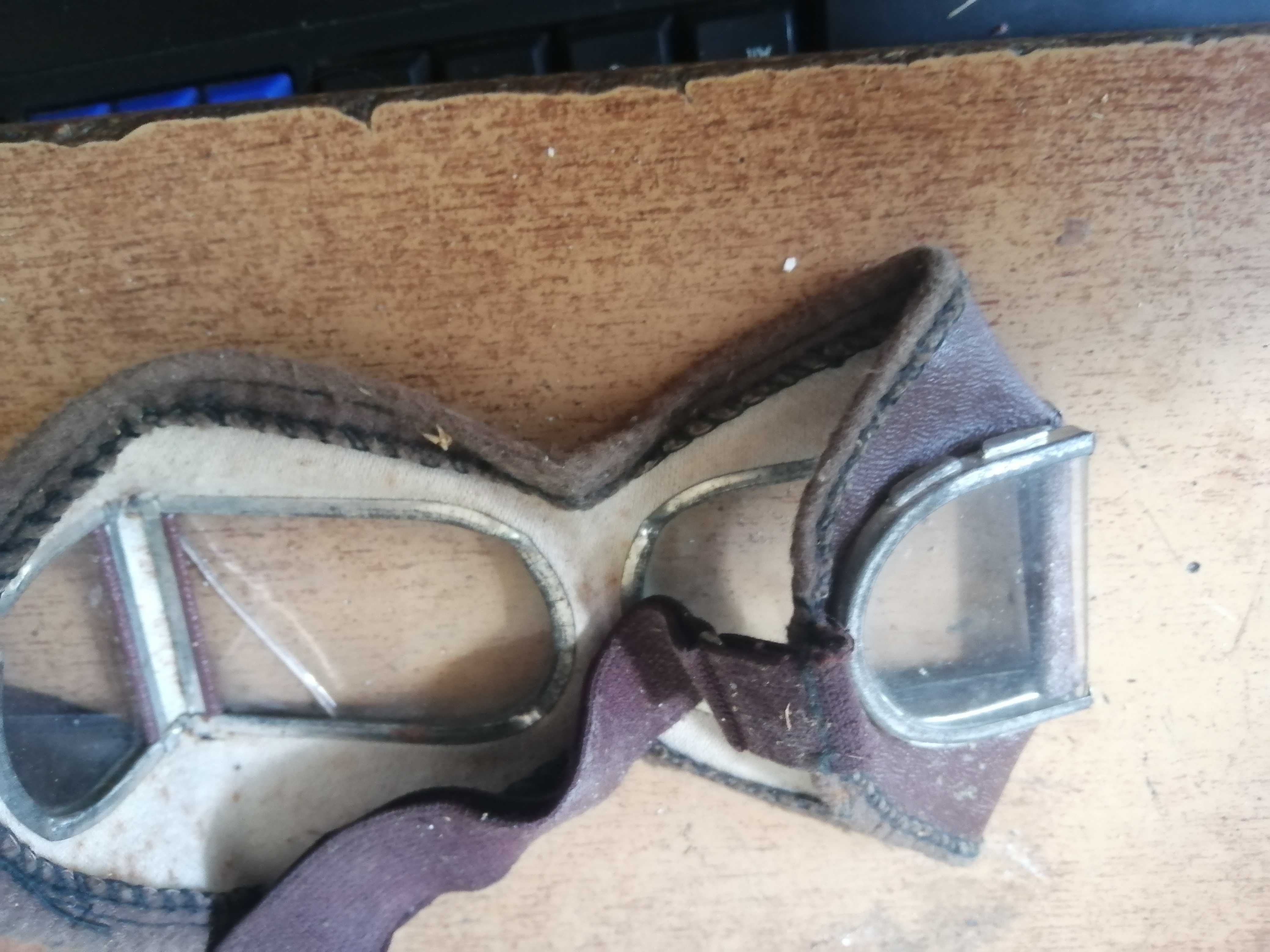 Продам очки защитные обзор 180 градусов  СССР материал кожа