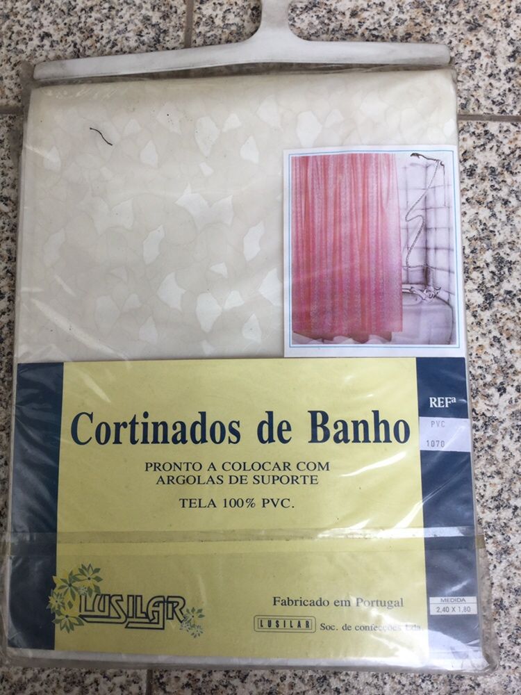 Cortinados de banheira