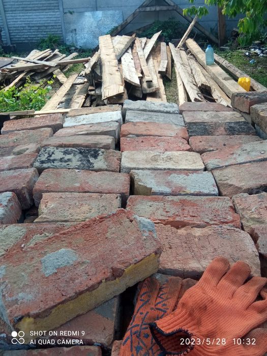 Продам кирпич красный, белый