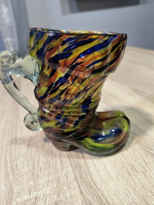 But szklany PRL sprzedam