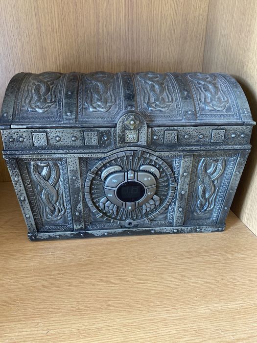 Radio / CD Player Piratas das Caraibas Cofre