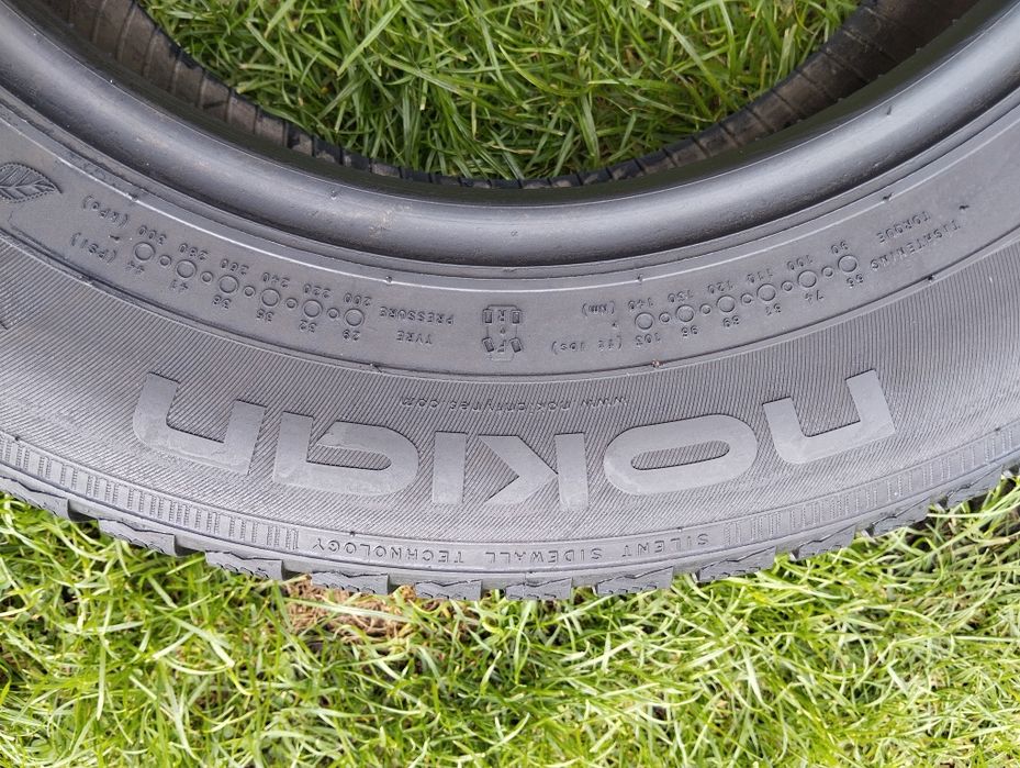 Opona Nokian WRD4 195/65R15 91T pojedyncza sztuka 2020 zima