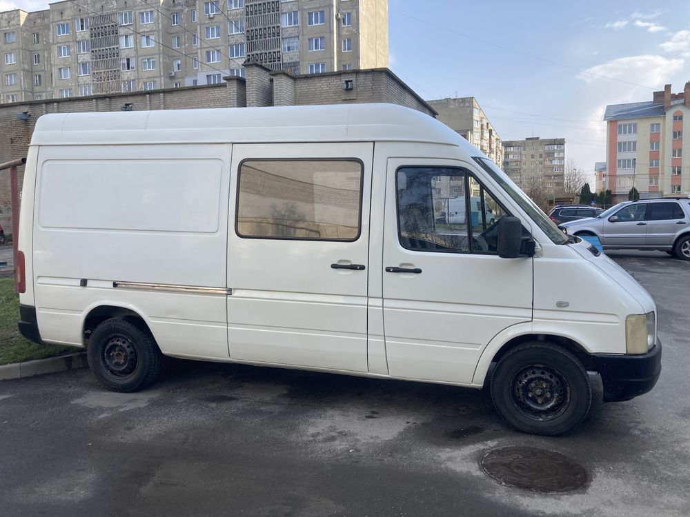 Volkswagen LT 35 2.5 , пасажир 8+1