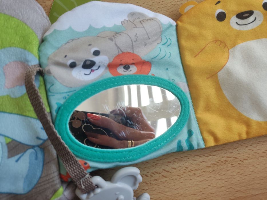 Miękka książeczka sensoryczna zwierzątka Fisher Price GJD37