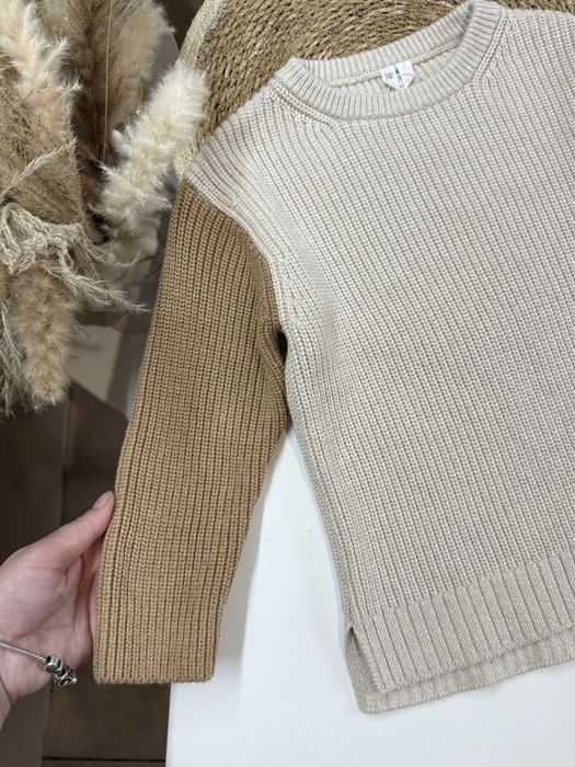 Вʼязаний светрик