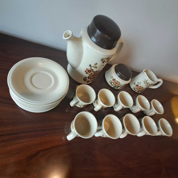 Serviço de café Sado Internacional