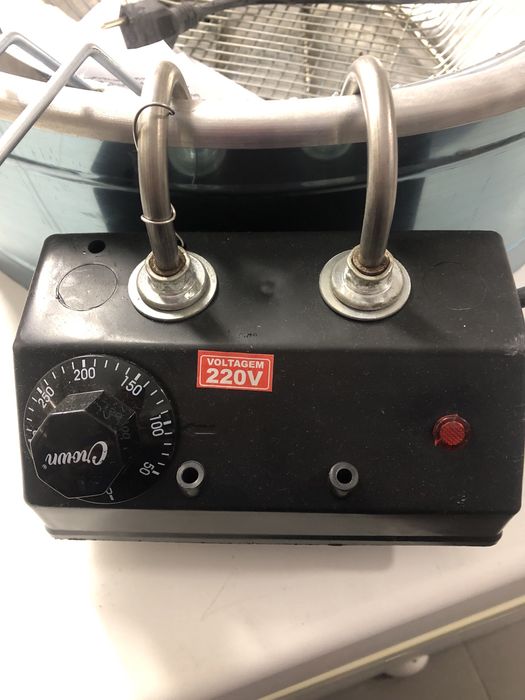 Fritadeira eléctrica de 7 litros ideal para salgados