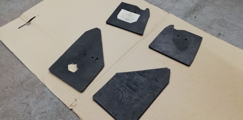 Fiat 126p chlapacze FSM oryginał Stomil Sanok