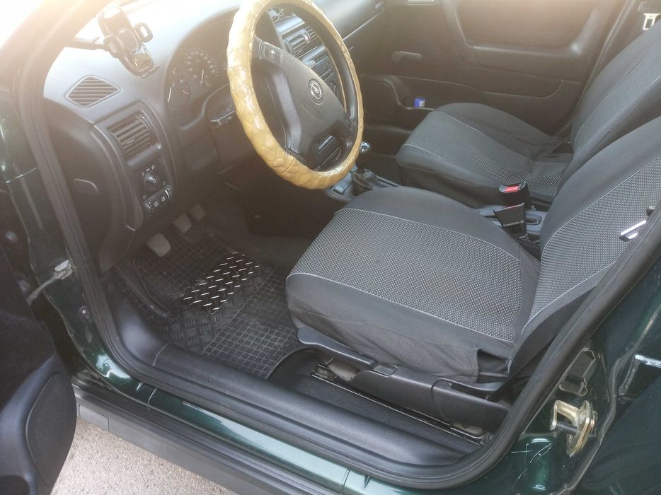 Opel Astra 2000 рік