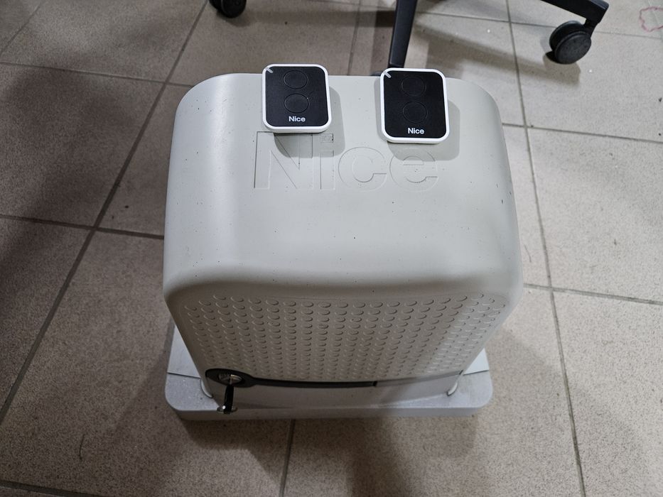 Napęd do bramy nice robo 600