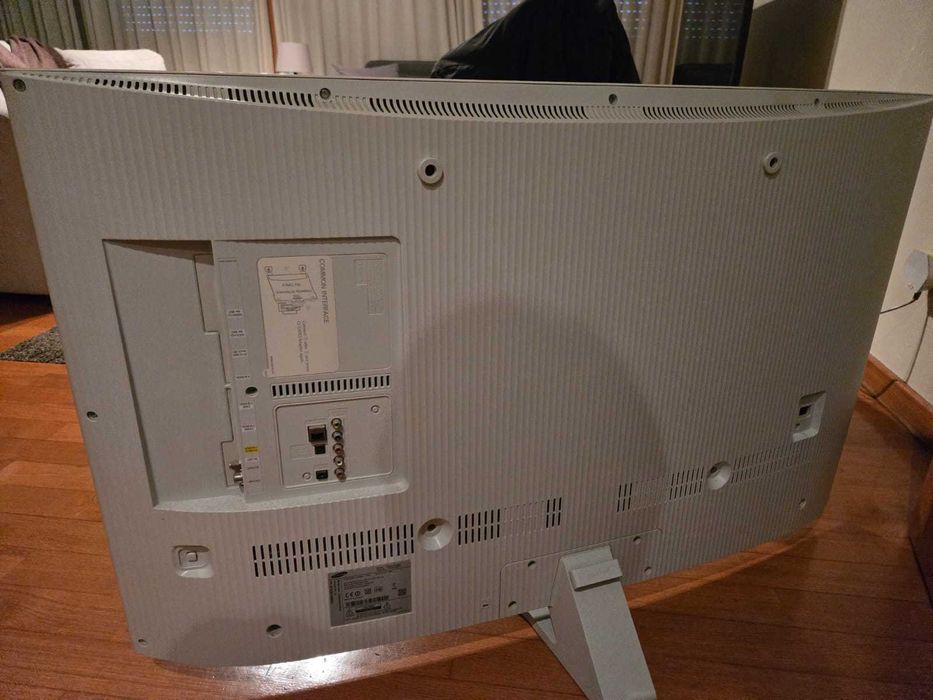 Samsung JU6510 Curva Smart 4K UHD TV